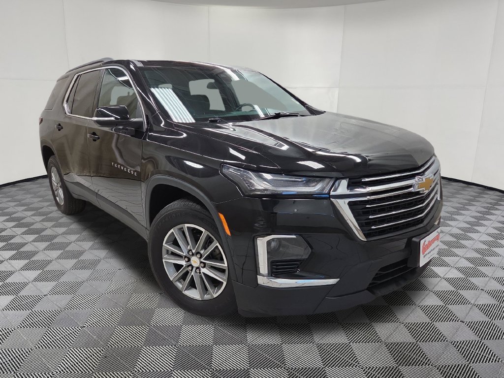Used 2023 Chevrolet Traverse LT SUV