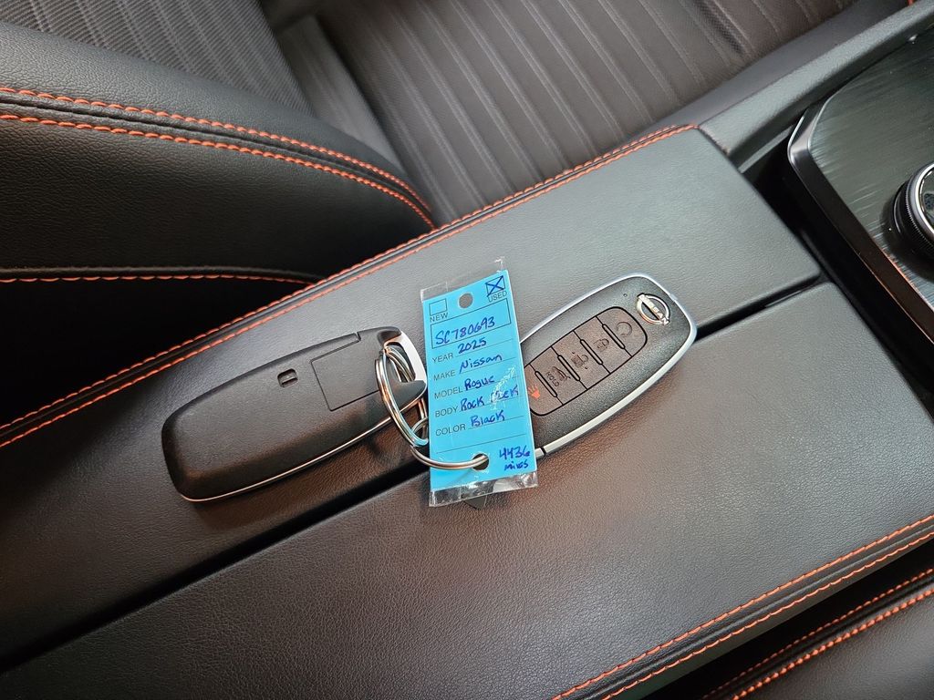 2025 Nissan Rogue Rock Creek - Photo 14