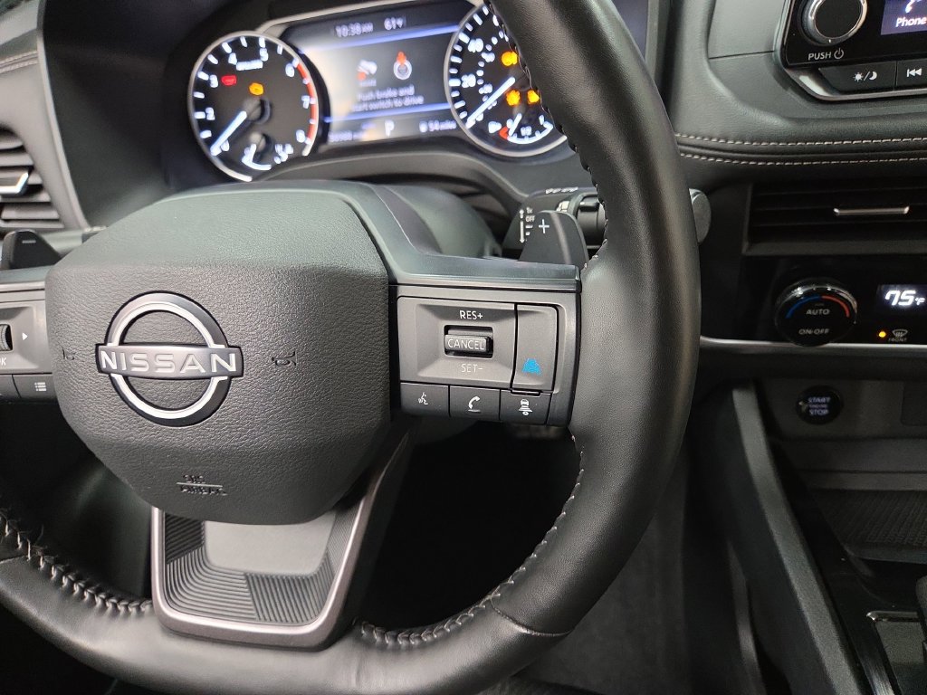 2025 Nissan Rogue SV - Photo 17