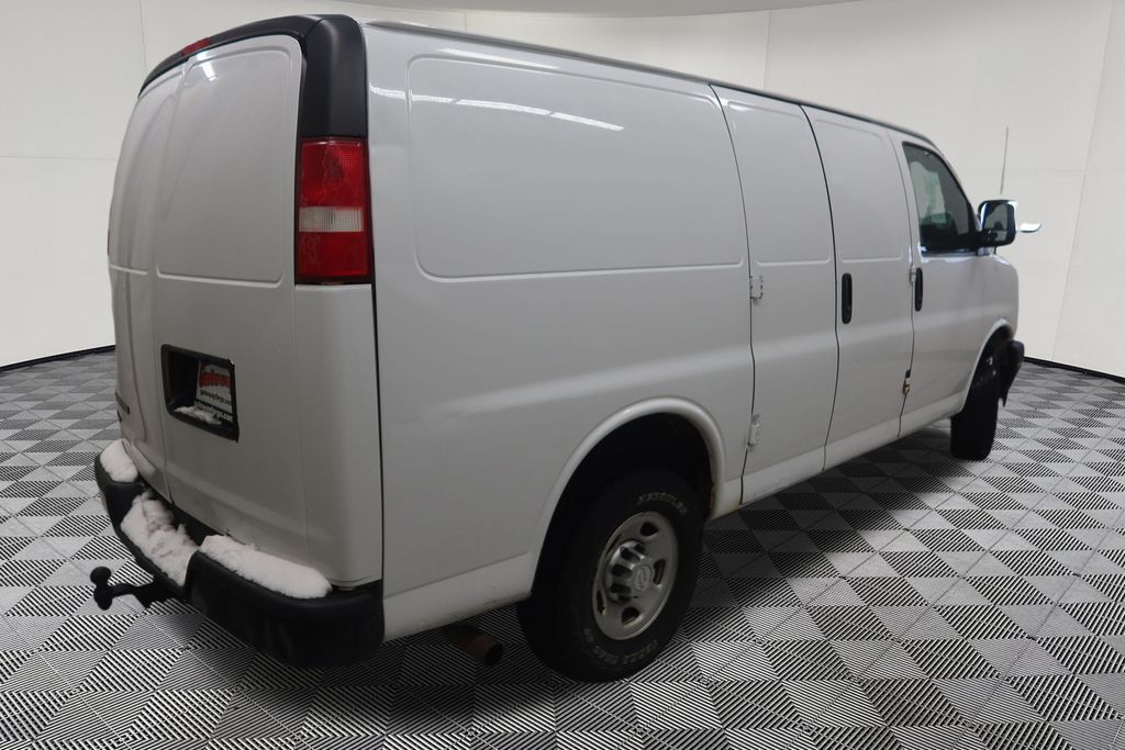 2017 Chevrolet Express Cargo Work Van - Photo 8