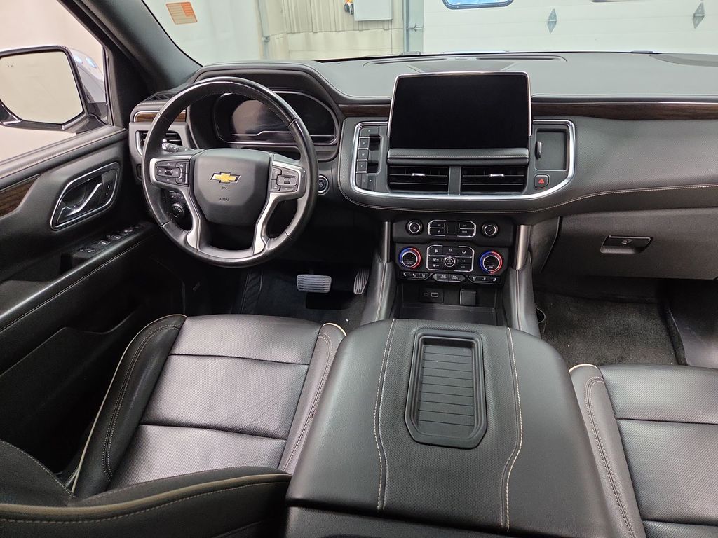 2024 Chevrolet Suburban Premier - Photo 13