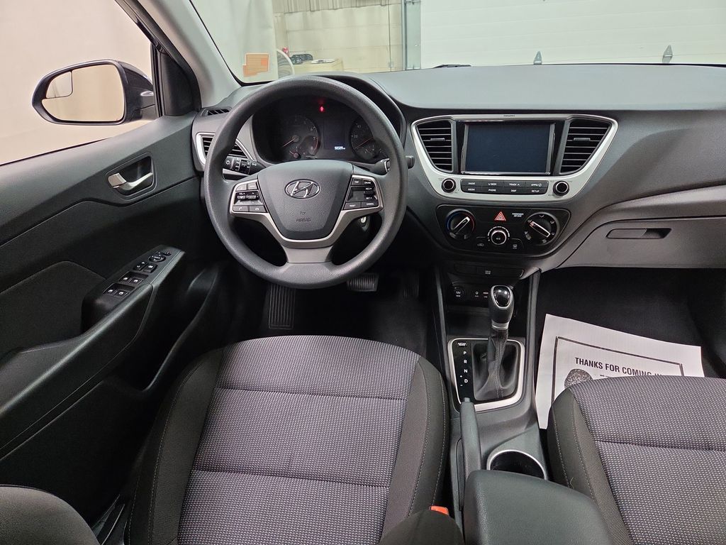 2022 Hyundai Accent SEL - Photo 12