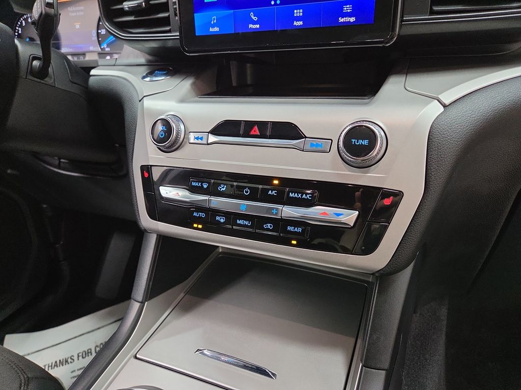 2022 Ford Explorer XLT - Photo 15