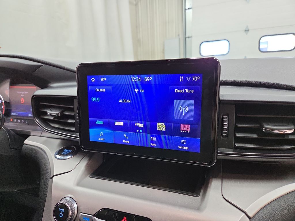 2022 Ford Explorer XLT - Photo 14