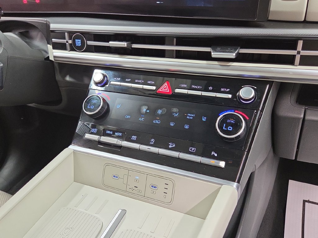 2025 Hyundai Santa Fe SEL - Photo 15
