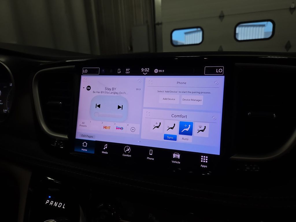 2024 Chrysler Pacifica Touring L - Photo 15
