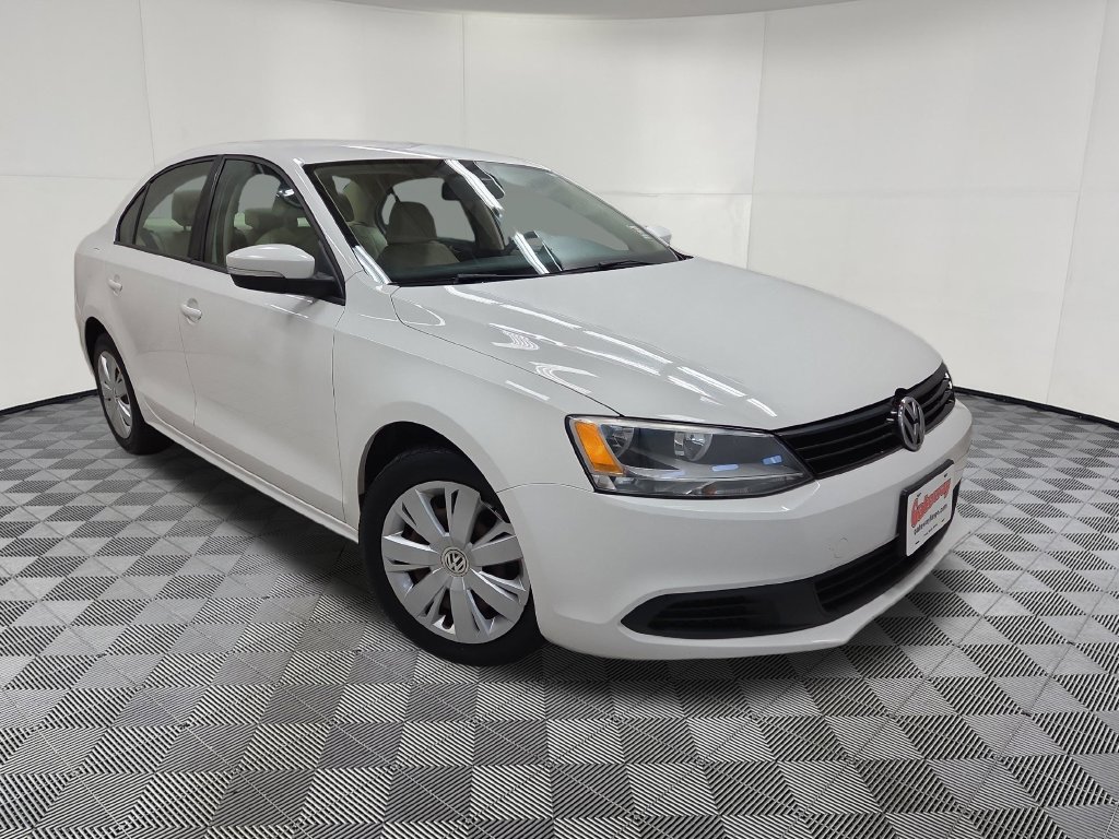 Used 2012 Volkswagen Jetta 2.5L SE Sedan