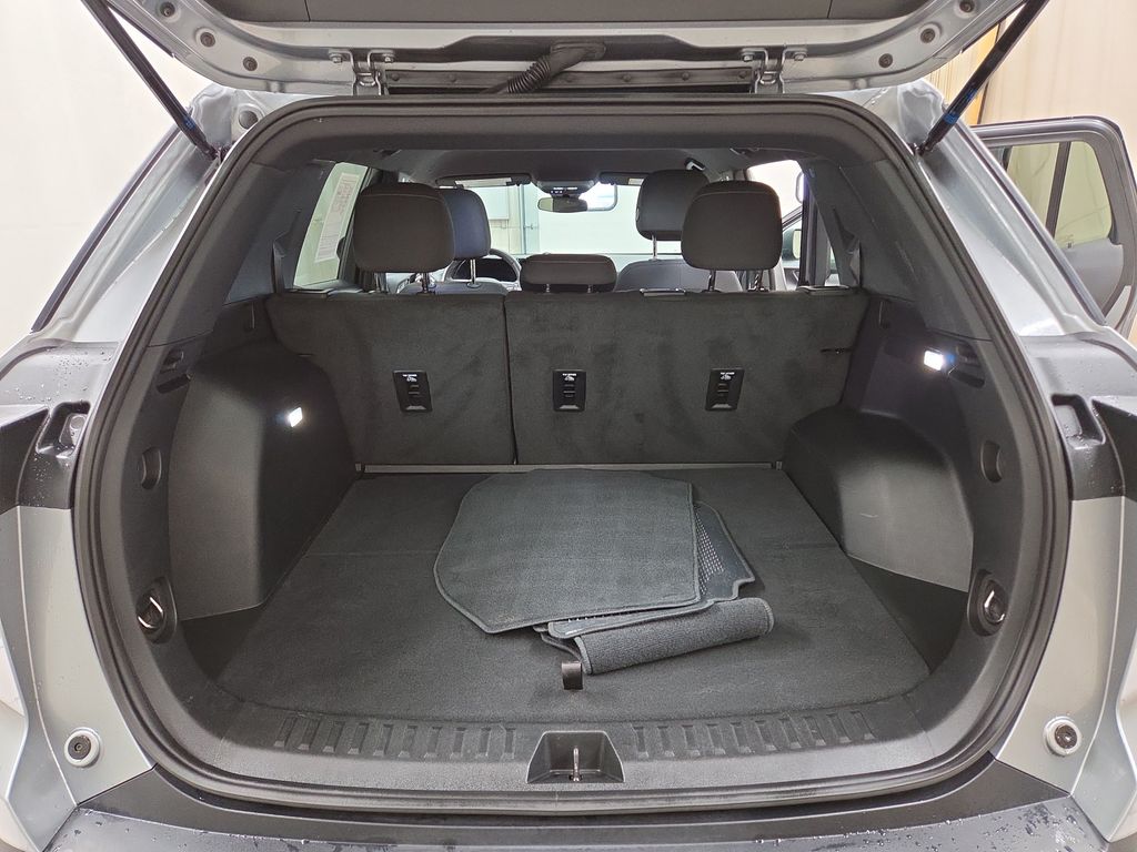 2026 Chevrolet Equinox LT - Photo 9