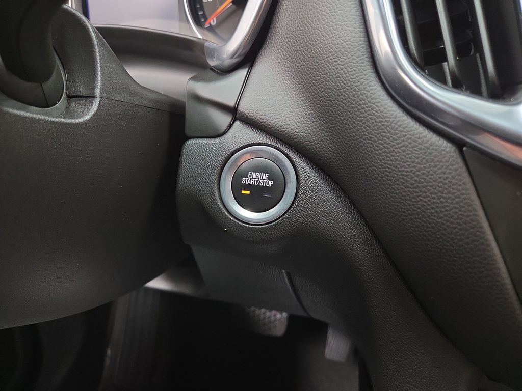 2024 Chevrolet Equinox LT - Photo 17