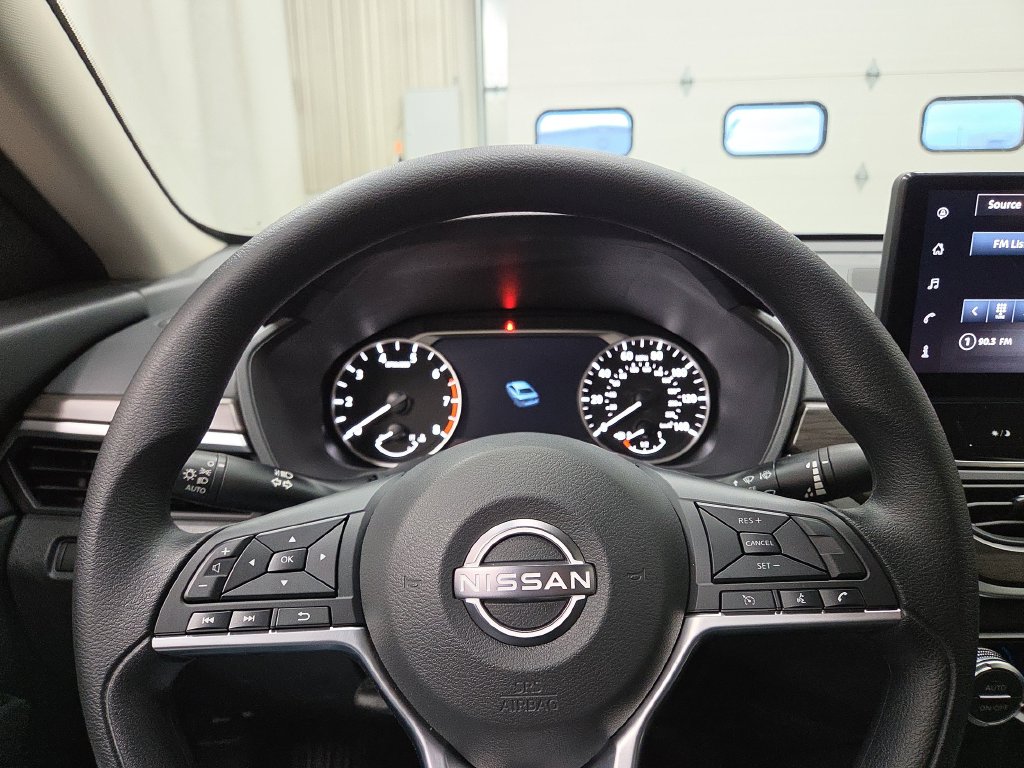2025 Nissan Altima SV - Photo 19