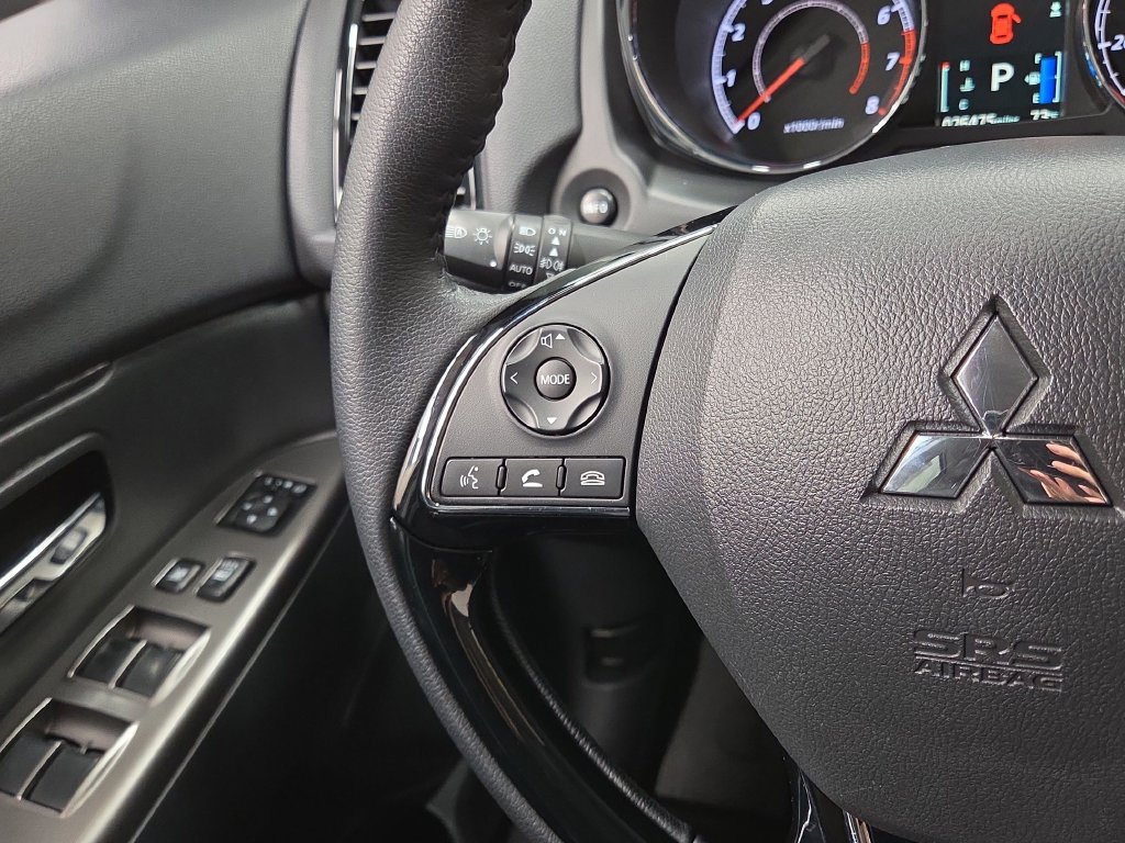 2025 Mitsubishi Outlander Sport SE - Photo 19