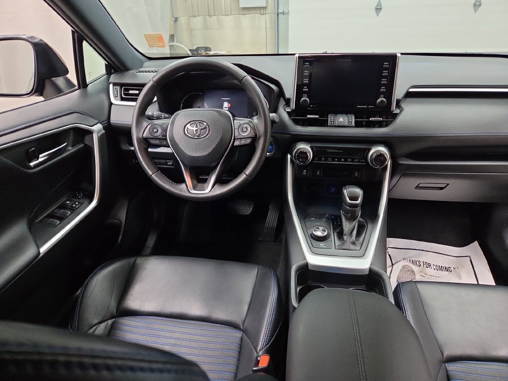 2020 Toyota RAV4 XSE - Photo 13