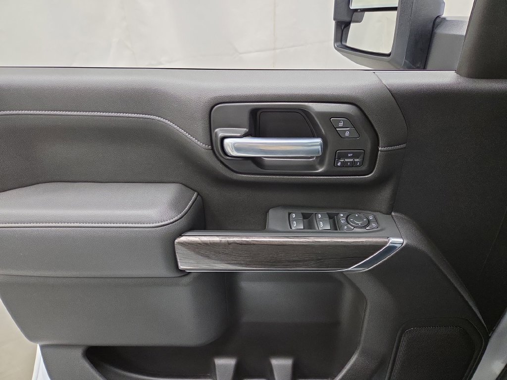 2021 Chevrolet Silverado 2500HD LTZ - Photo 21