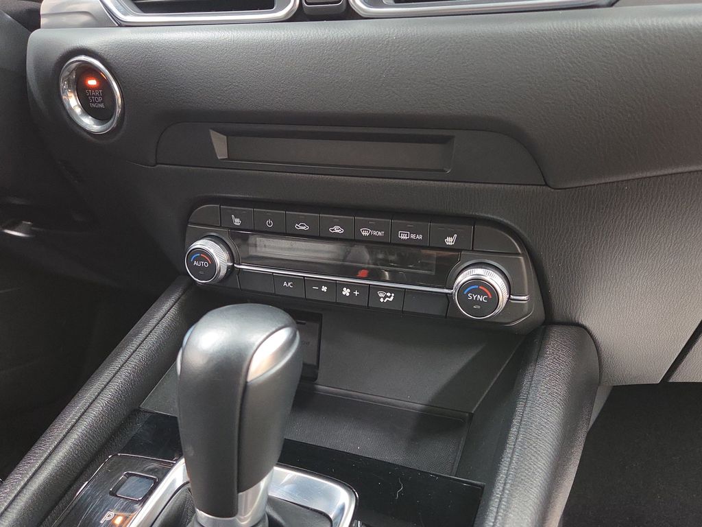 2025 Mazda CX-5 S Preferred package - Photo 17