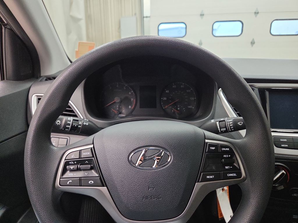 2022 Hyundai Accent SEL - Photo 19