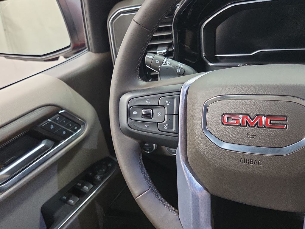 2023 GMC Sierra 1500 SLT - Photo 19