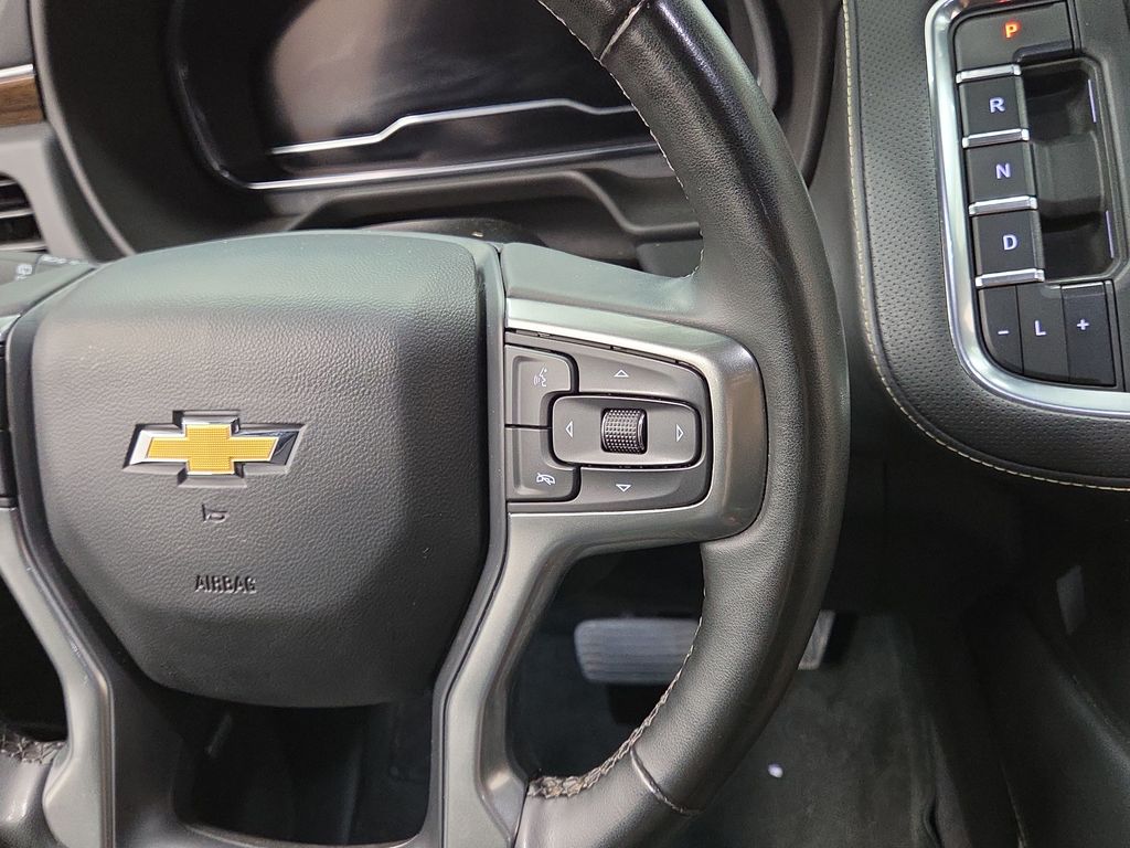 2024 Chevrolet Suburban Premier - Photo 18