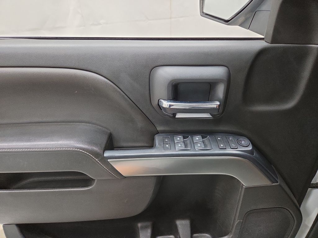2018 Chevrolet Silverado 2500HD LT - Photo 18