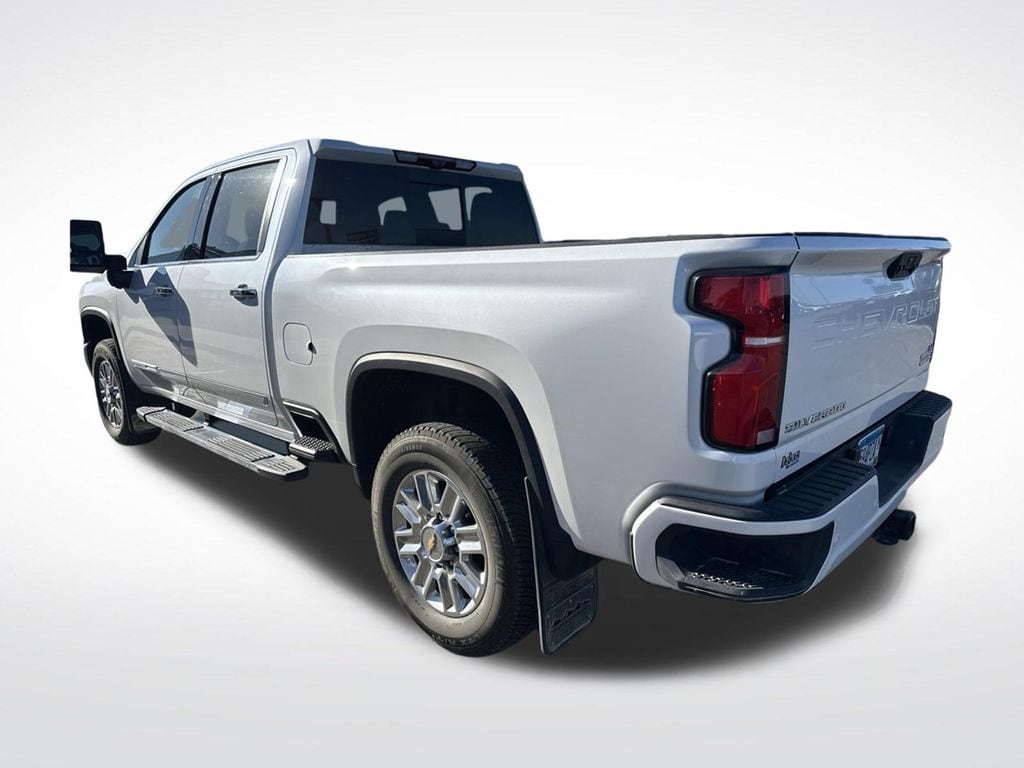 Used 2024 Chevrolet Silverado 2500 HD High Country Truck Crew Cab