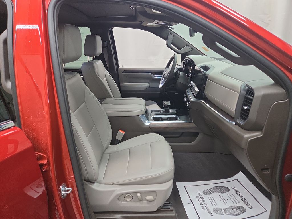 2023 GMC Sierra 1500 SLT - Photo 12