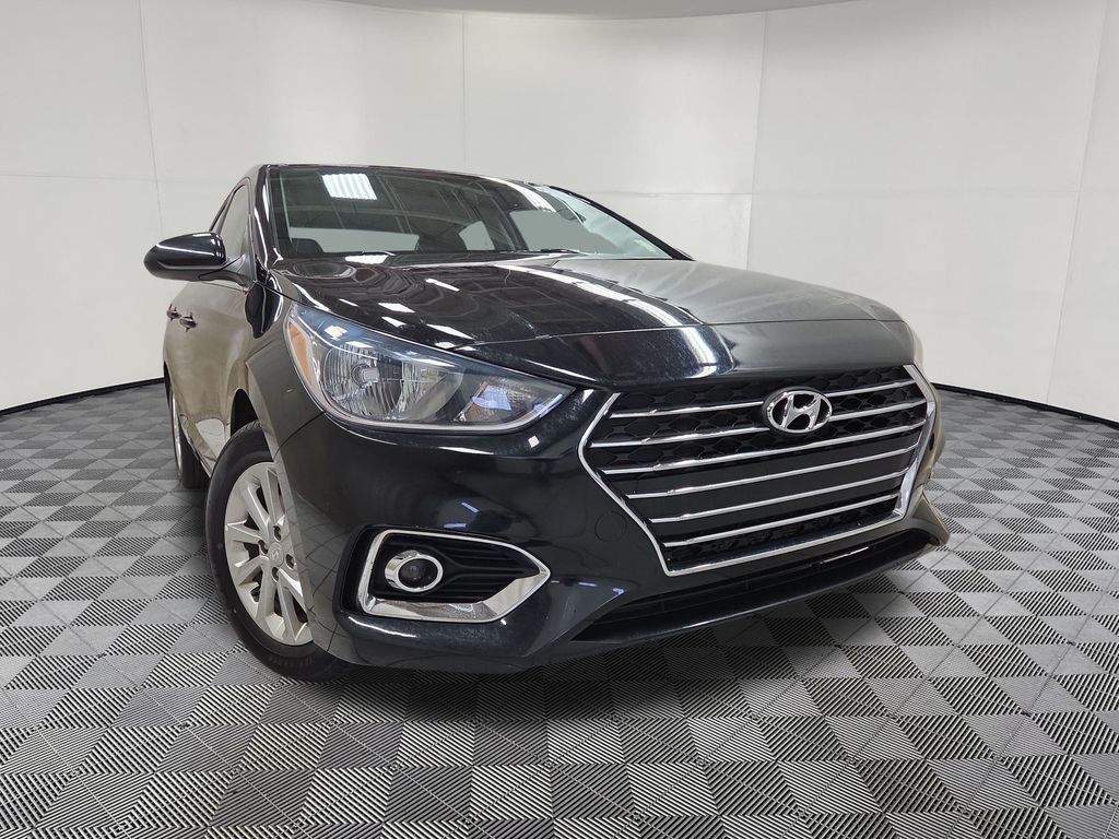 2022 Hyundai Accent SEL - Photo 2