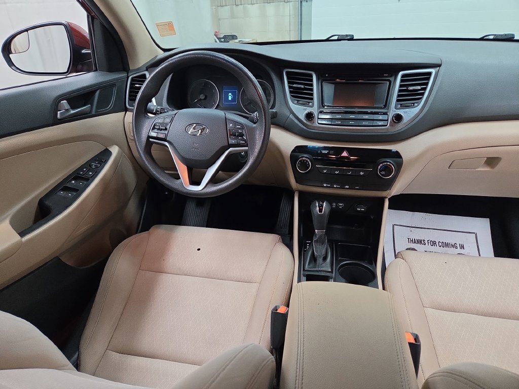 2017 Hyundai Tucson SE - Photo 12