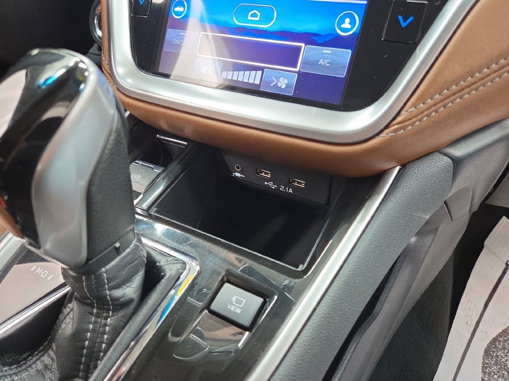 2020 Subaru Outback Touring - Photo 17