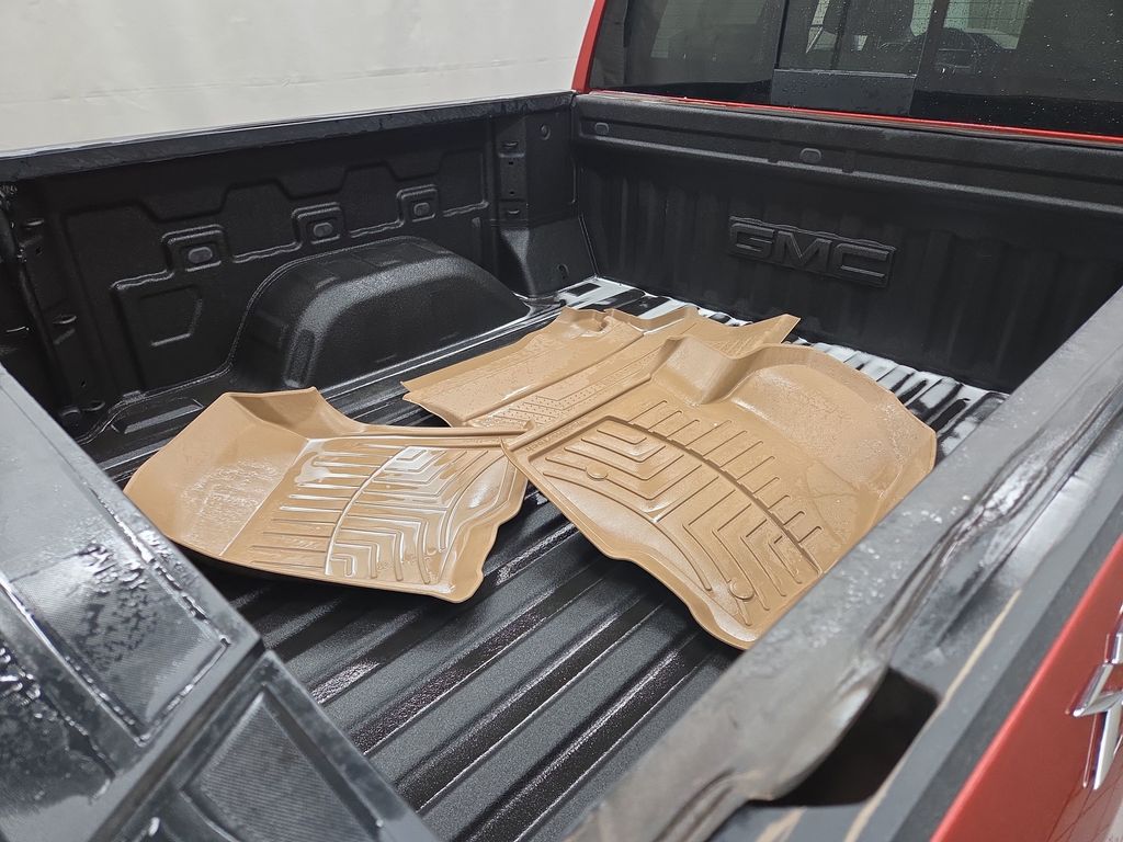 2023 GMC Sierra 1500 SLT - Photo 5
