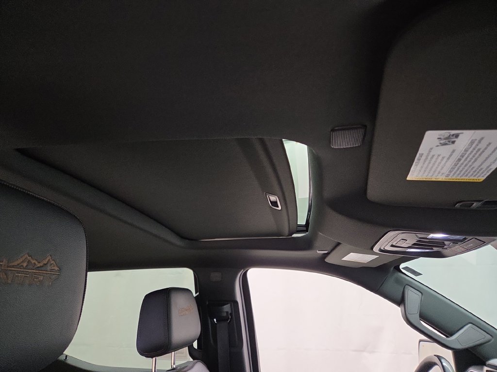 2024 Chevrolet Silverado 1500 High Country - Photo 12