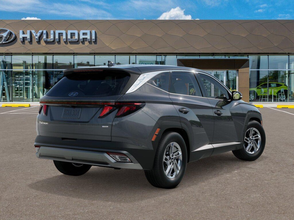 New 2026 Hyundai Tucson SE AWD SUV