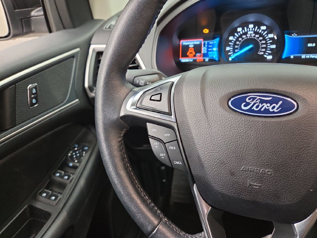 2023 Ford Edge SEL - Photo 17