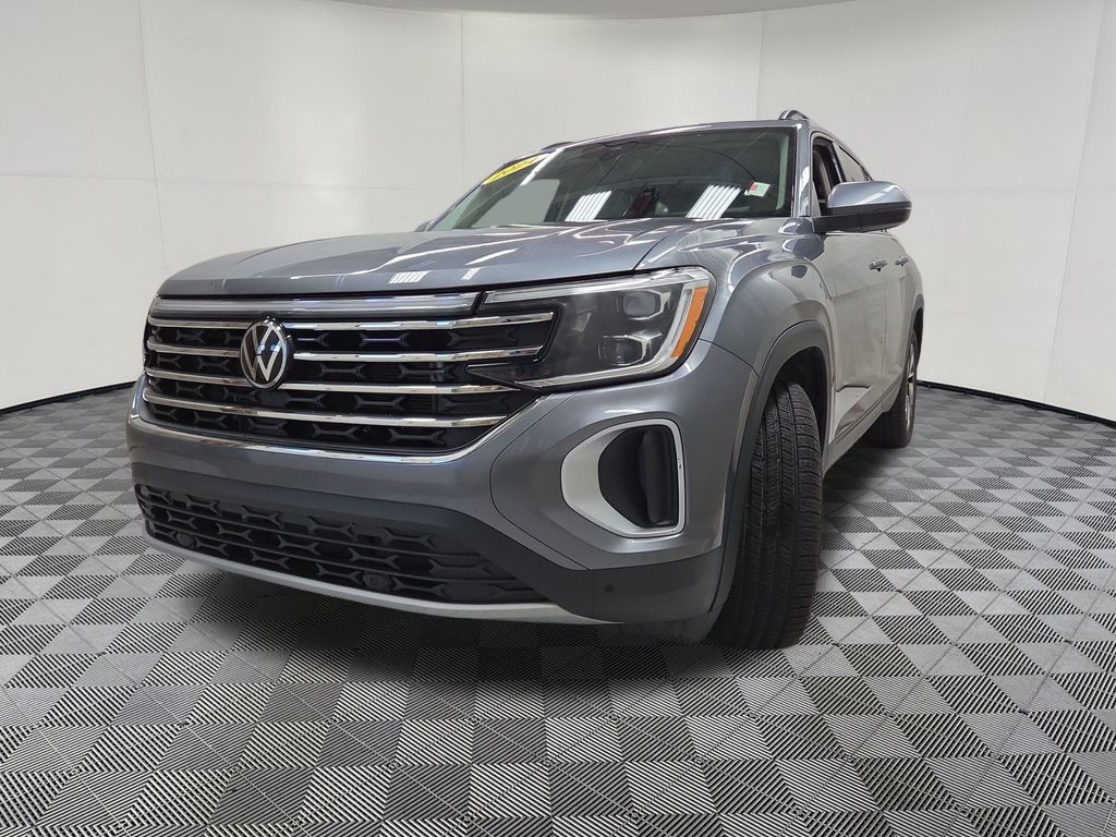 2024 Volkswagen Atlas SE w/Tech - Photo 6