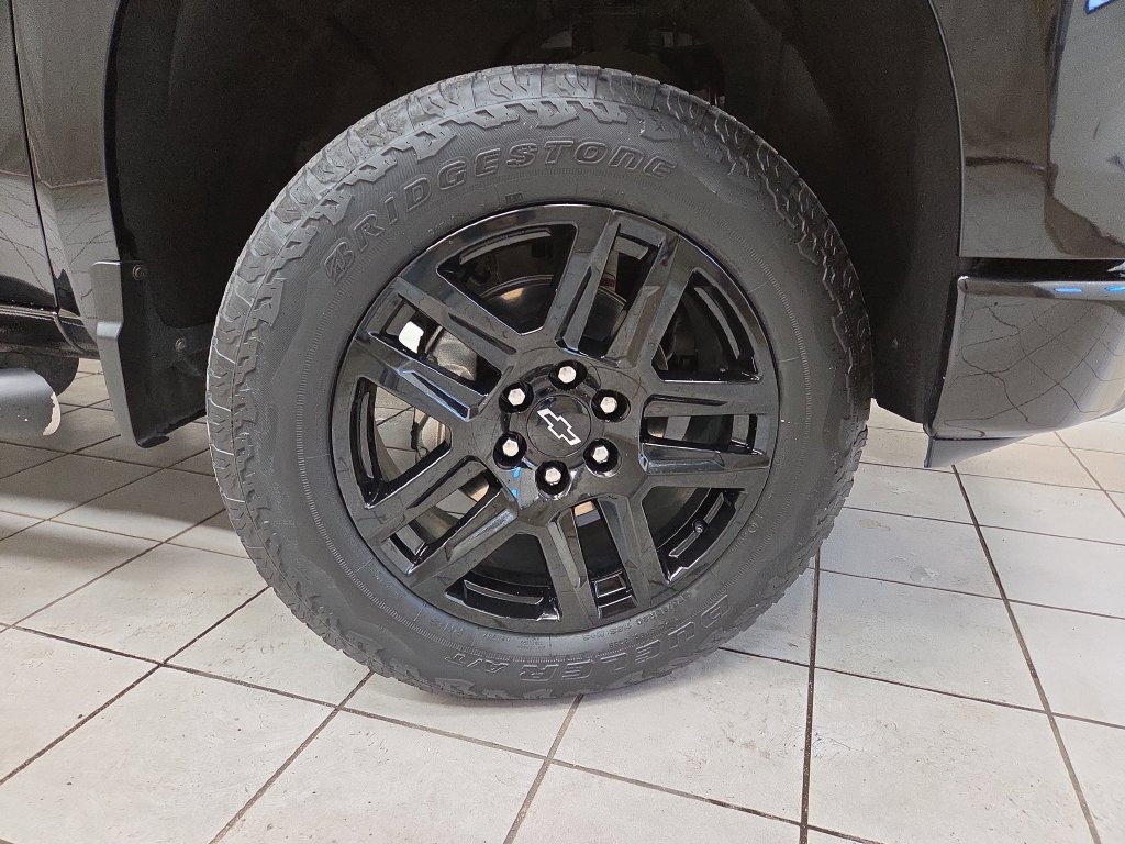 2025 Chevrolet Silverado 1500 LT Trail Boss - Photo 9