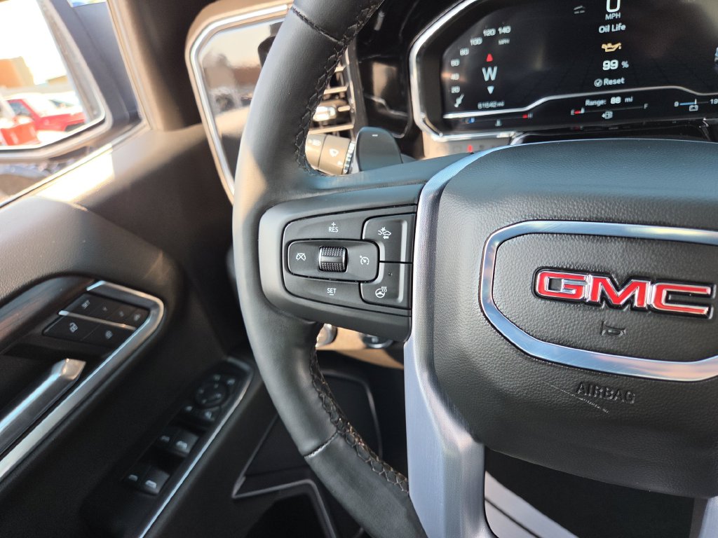 2024 GMC Sierra 1500 SLT - Photo 17