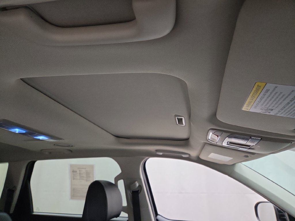 2024 Kia Telluride S - Photo 13