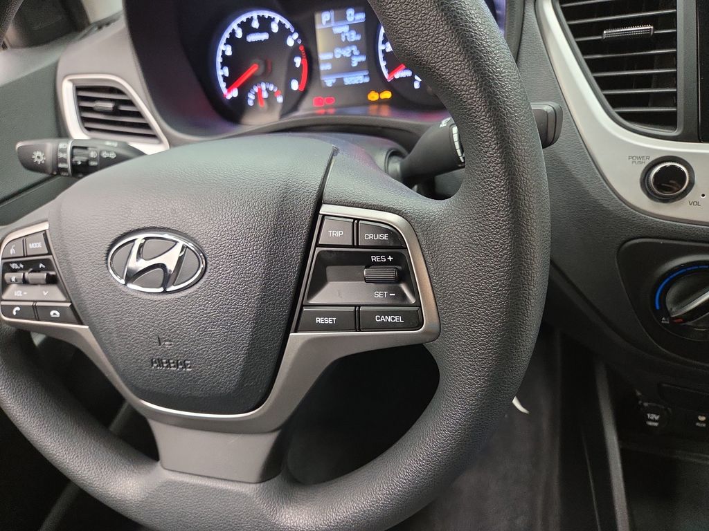 2022 Hyundai Accent SEL - Photo 16