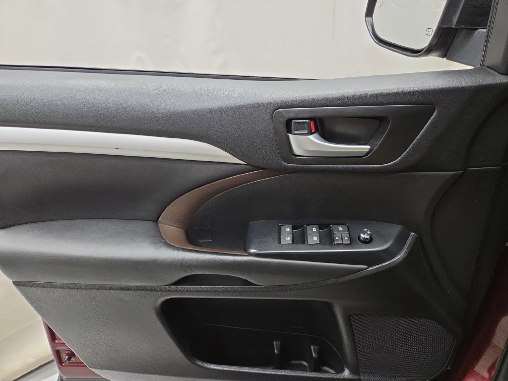 2017 Toyota Highlander XLE - Photo 22