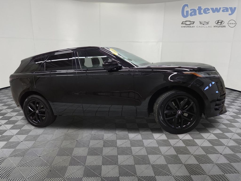 Used 2026 Land Rover Range Rover Velar Dynamic SE SUV