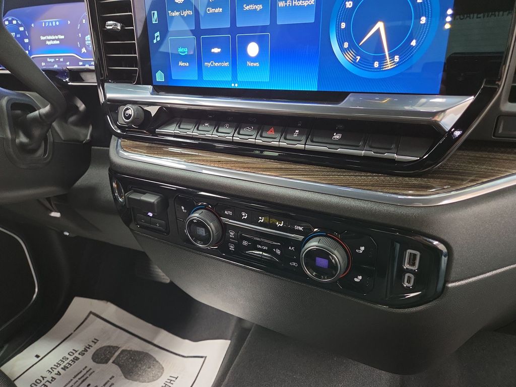 2023 Chevrolet Silverado 1500 LT - Photo 15