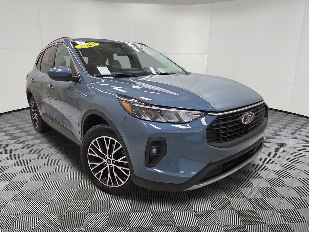 Used 2023 Ford Escape Base SUV