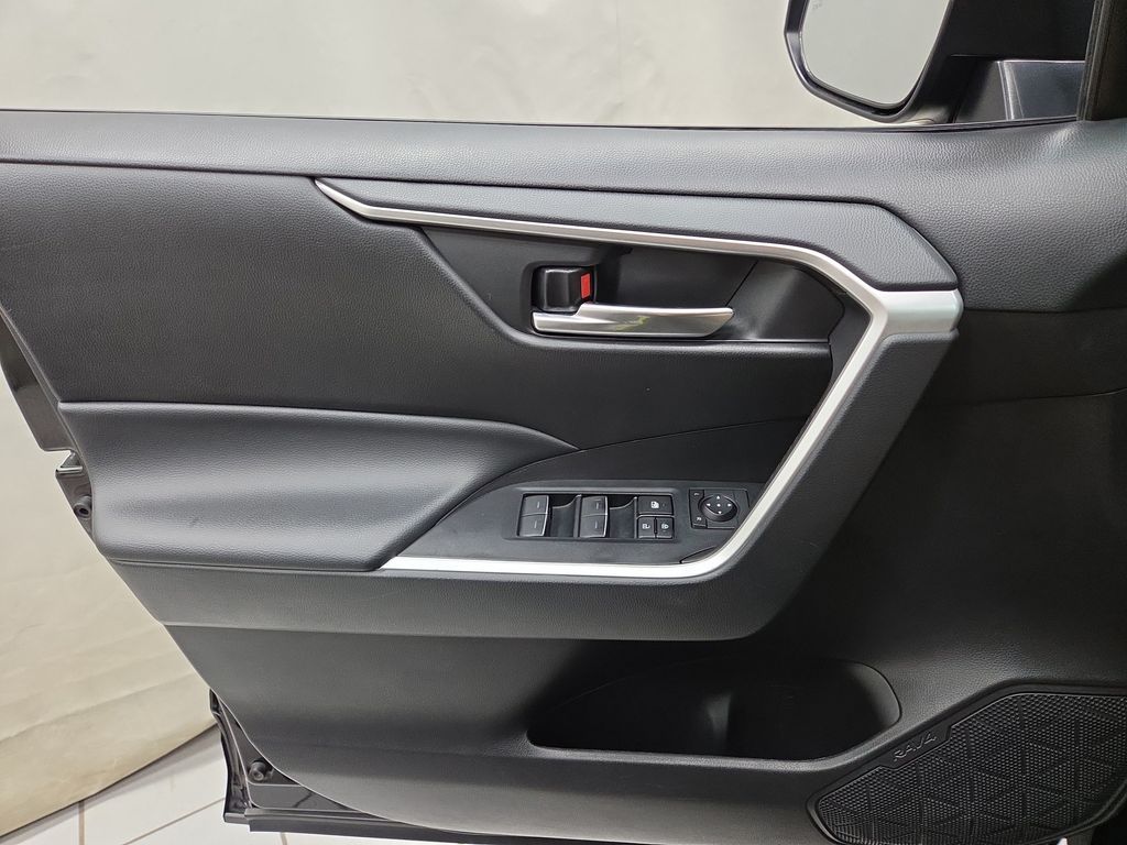 2023 Toyota RAV4 Woodland Edition - Photo 21