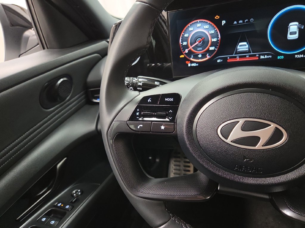2025 Hyundai Elantra Blue - Photo 17