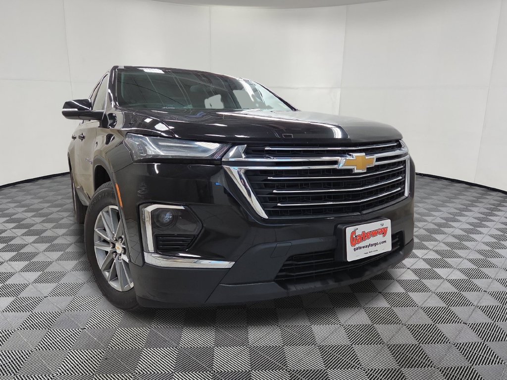 Used 2023 Chevrolet Traverse LT SUV
