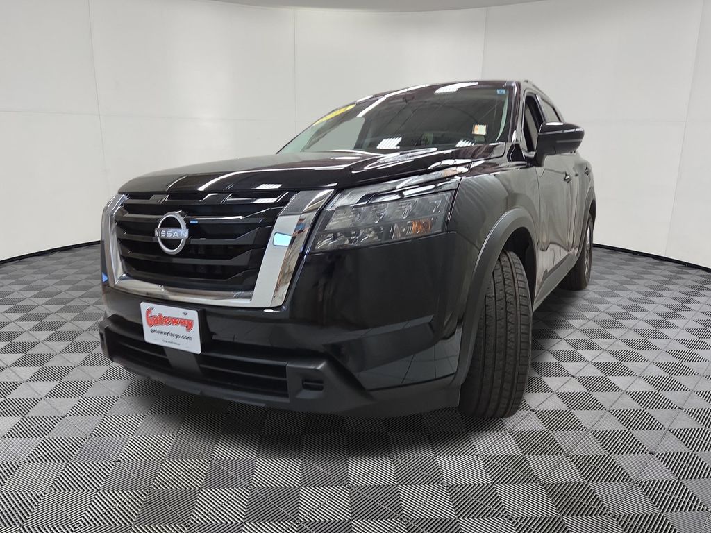 2024 Nissan Pathfinder SV - Photo 7