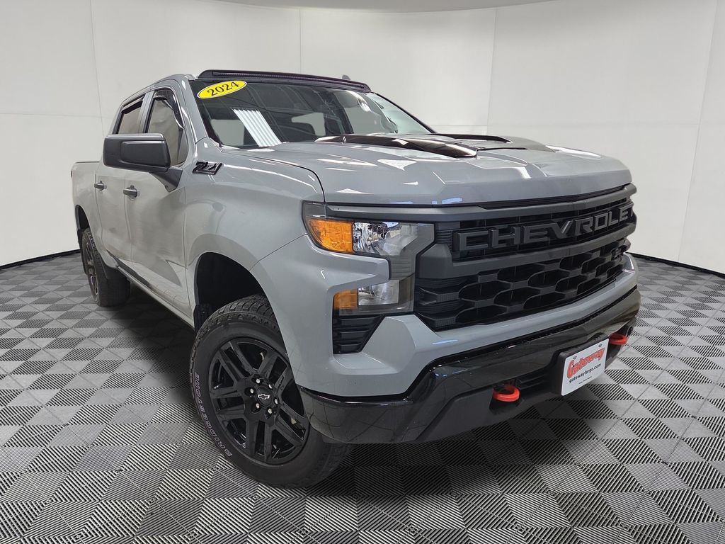 2024 Chevrolet Silverado 1500 Custom - Photo 3