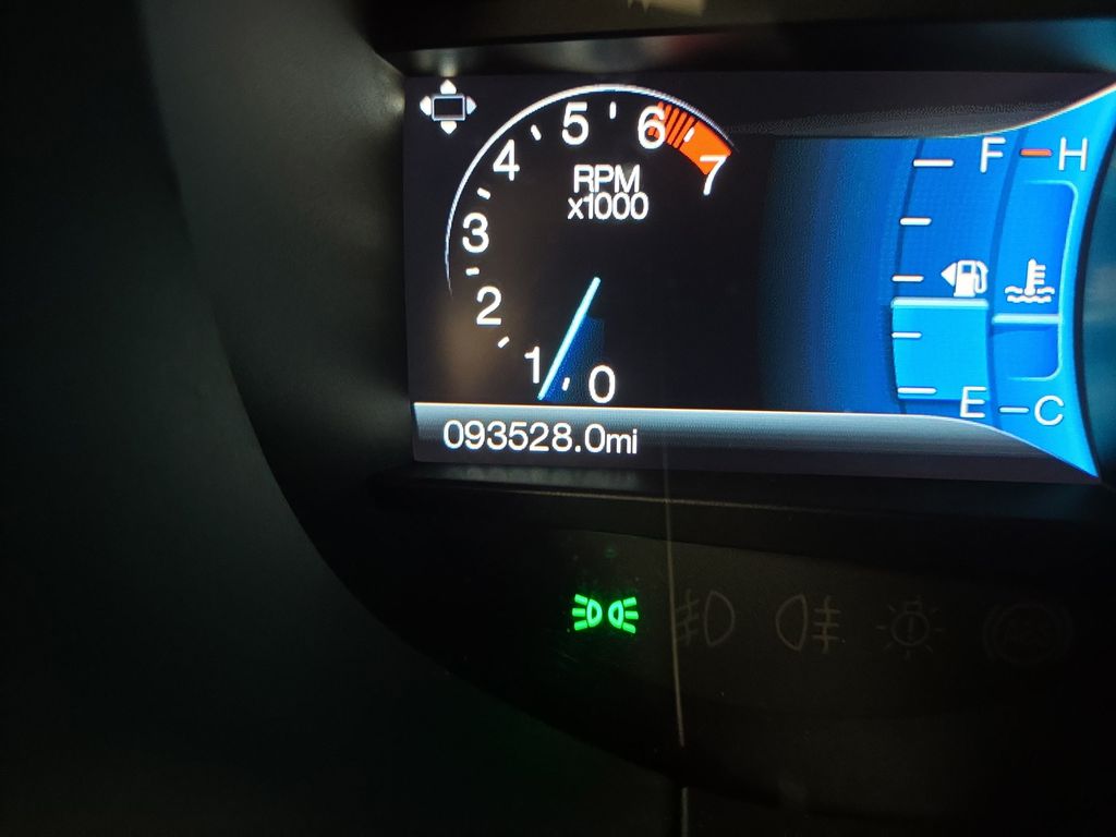 2016 Ford Edge SEL - Photo 22