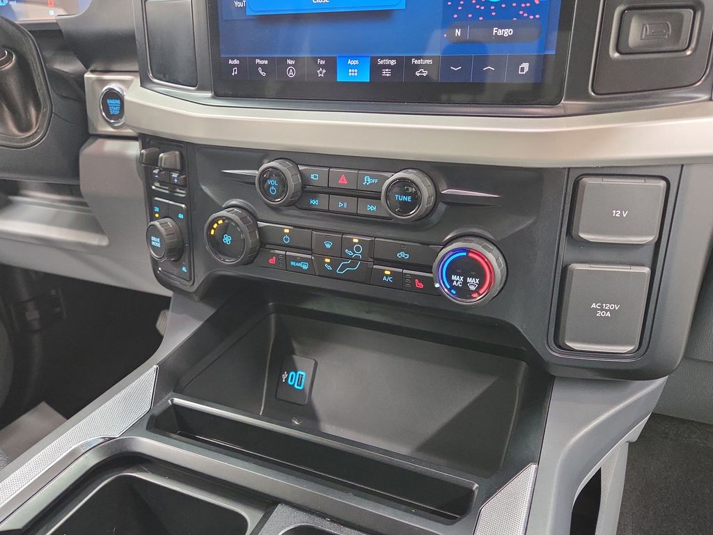 2025 Ford F-350 Super Duty XLT - Photo 16
