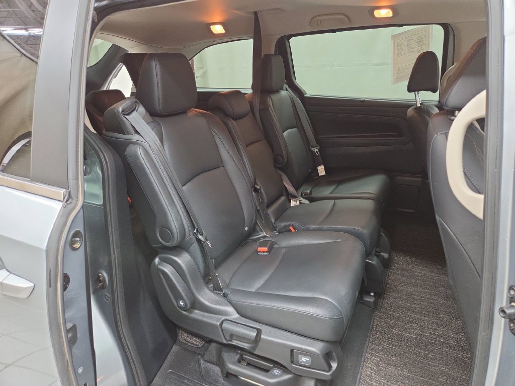 2025 Honda Odyssey EX-L - Photo 10