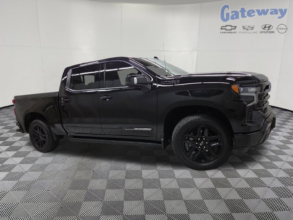 Used 2025 Chevrolet Silverado 1500 High Country Truck Crew Cab