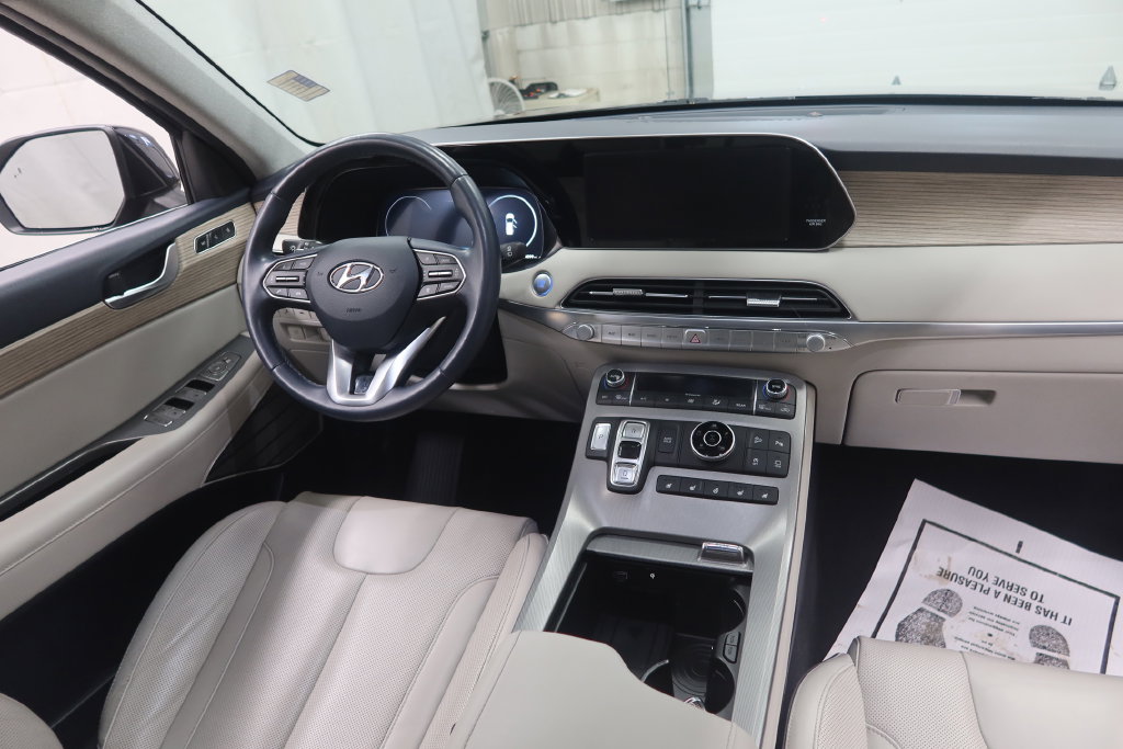 2022 Hyundai Palisade Limited - Photo 14
